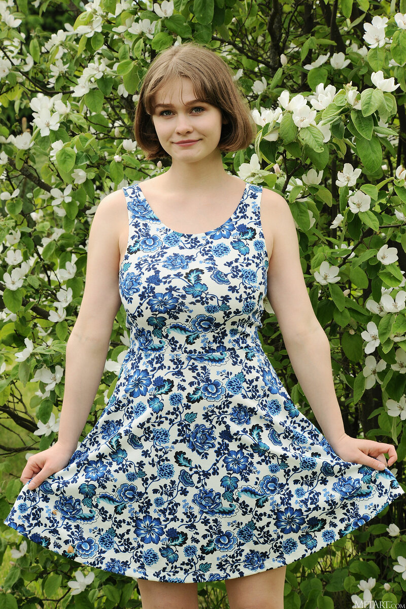 Феврония, 23 года, 0 размер груди